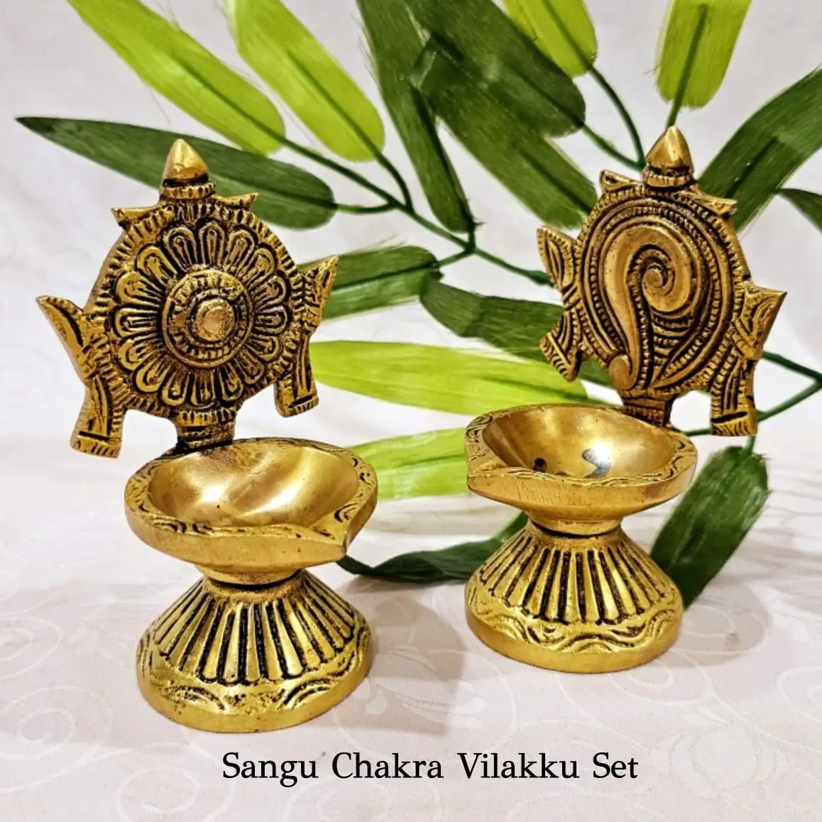 Sangu Chakra Brass Vilakku / Diya with Base - image 2