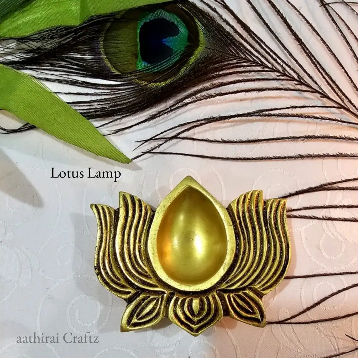Lotus Vilakku / Lamp Brass Antique Finish - image 1