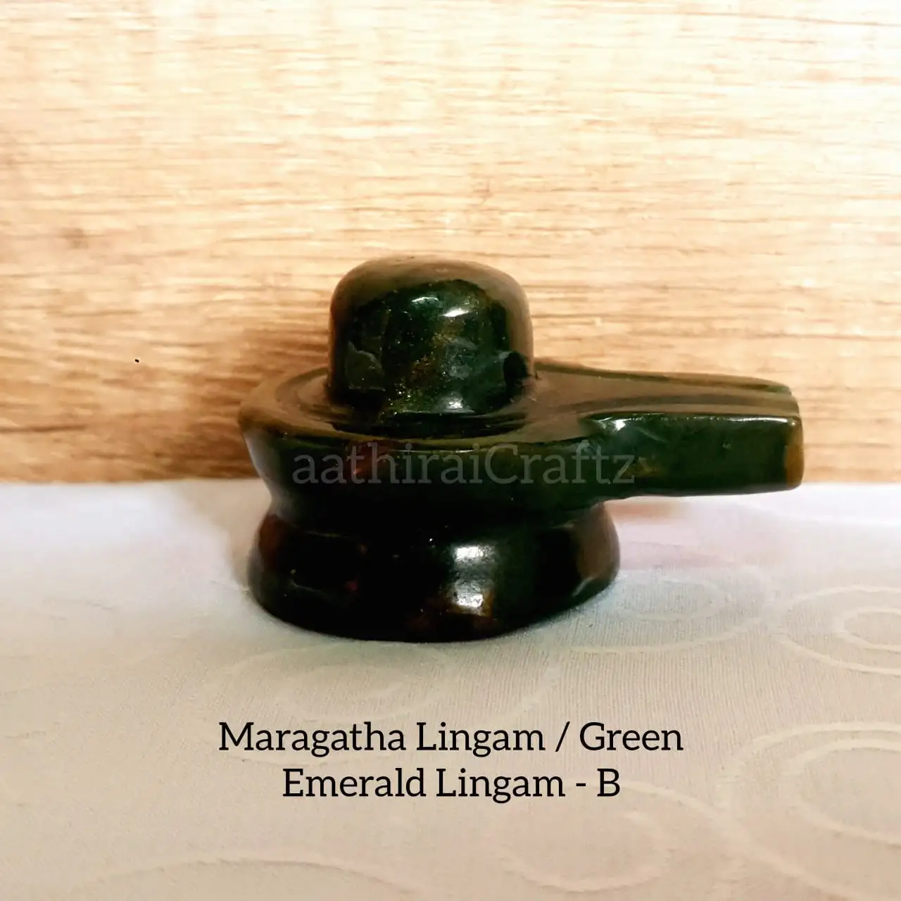 Maragatha Lingam / Green Aventurine Lingam - Large - image 2
