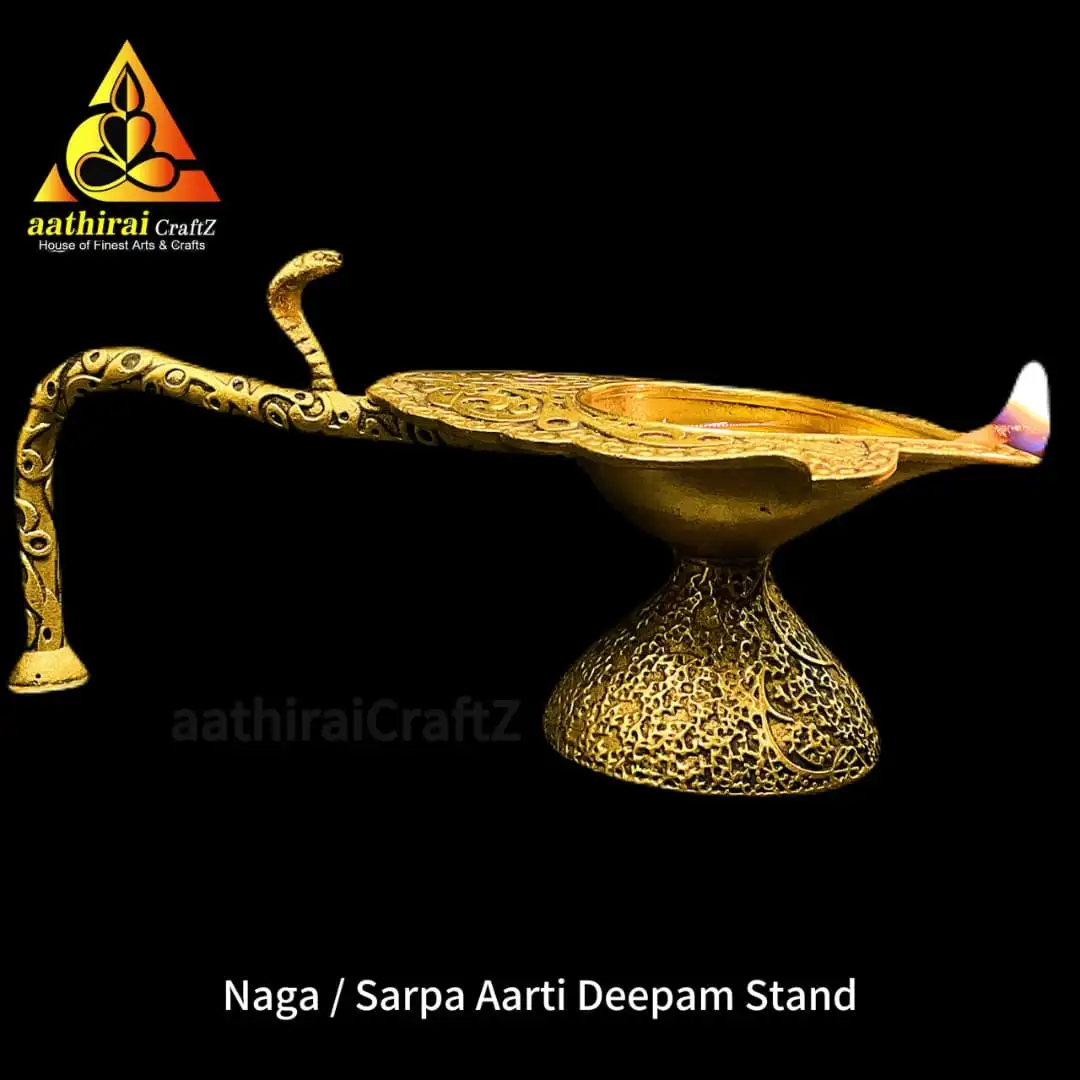 Naga / Sarpa Aarti Deepam Stand - image 1