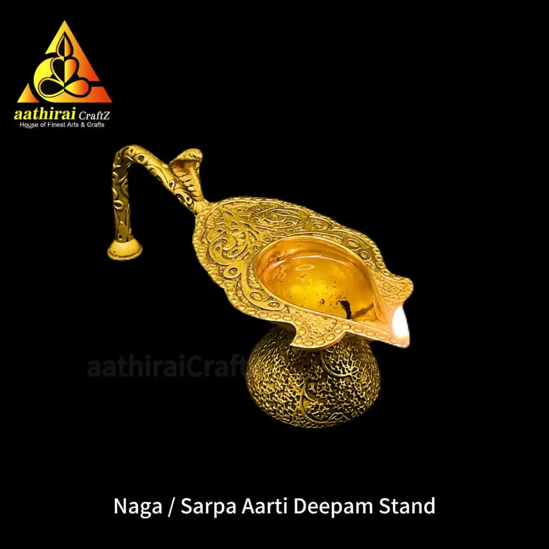 Naga / Sarpa Aarti Deepam Stand - image 2