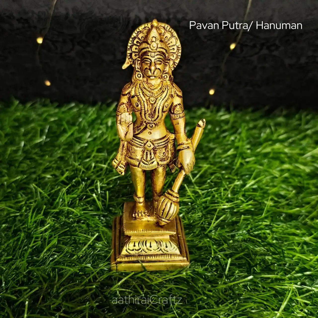 Pavan Putra / Hanuman Statue
Brass Antique Finish - image 2