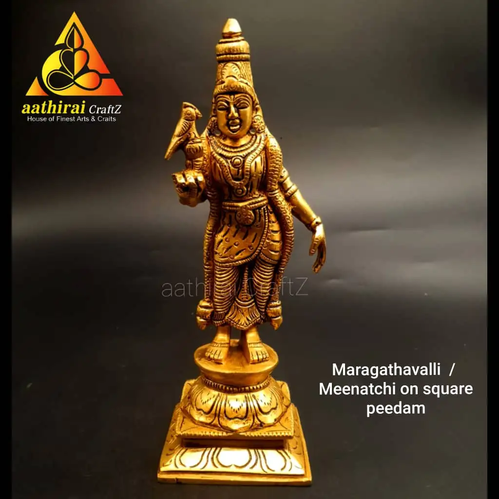 Maragathavalli / Meenatchi On Square Peedam - image 1